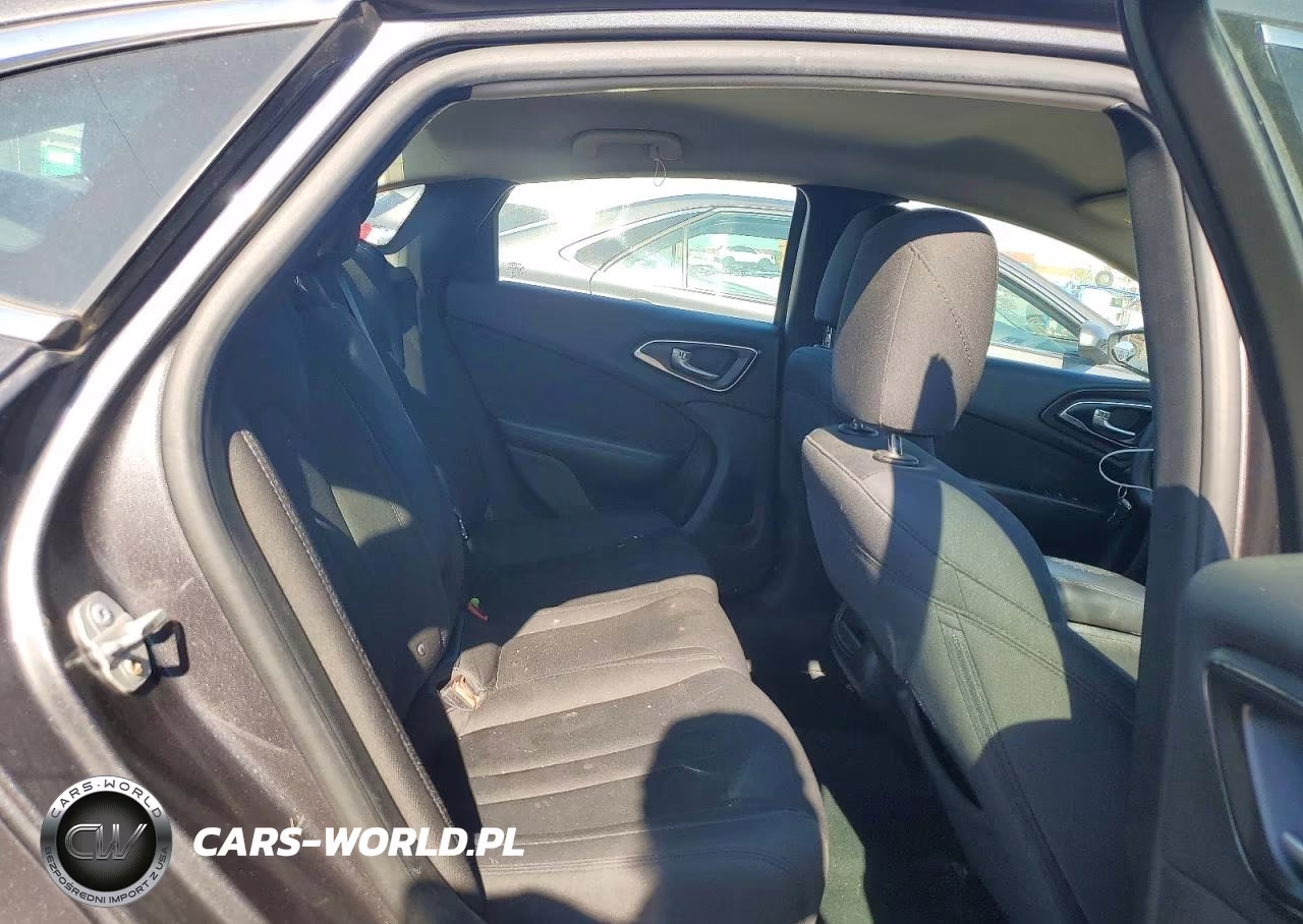 2016 Chrysler 200 Limited VIN:1C3CCCAB5GN176825 - 10