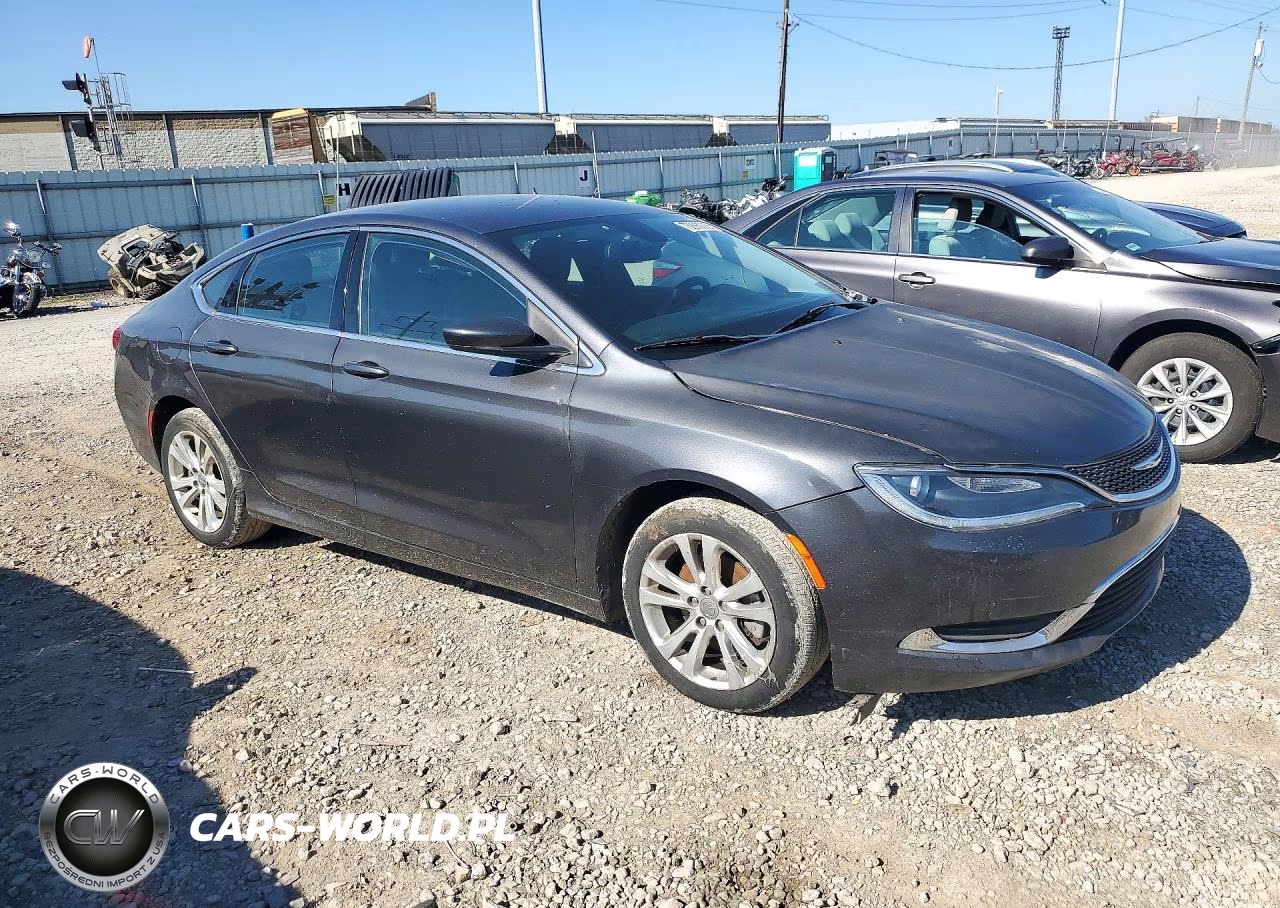 2016 Chrysler 200 Limited VIN:1C3CCCAB5GN176825 - 4