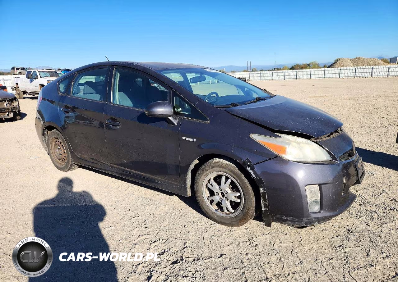 2011 Toyota Prius Two VIN:JTDKN3DU7B0292953 - 4