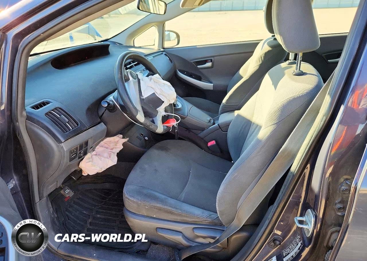 2011 Toyota Prius Two VIN:JTDKN3DU7B0292953 - 7
