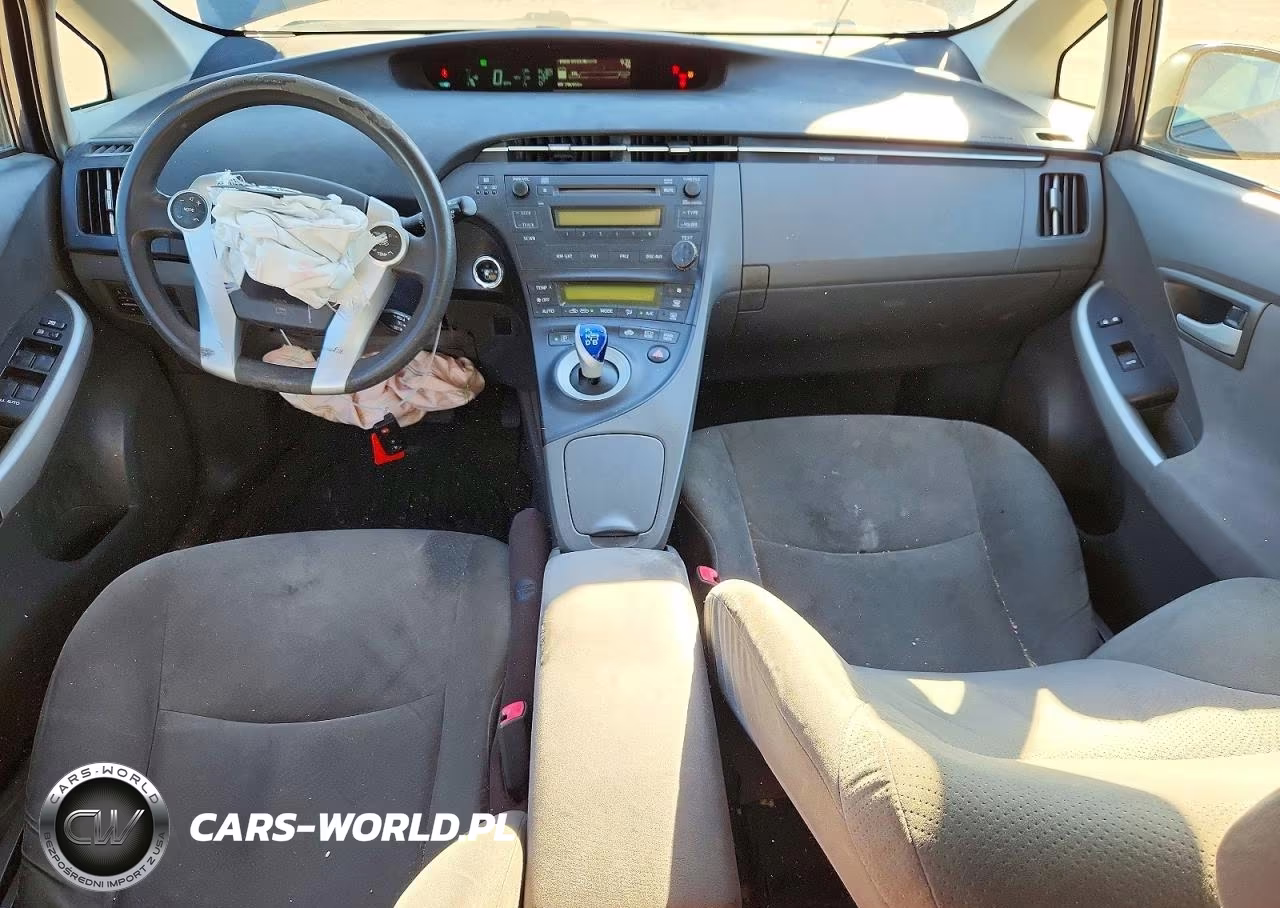 2011 Toyota Prius Two VIN:JTDKN3DU7B0292953 - 8