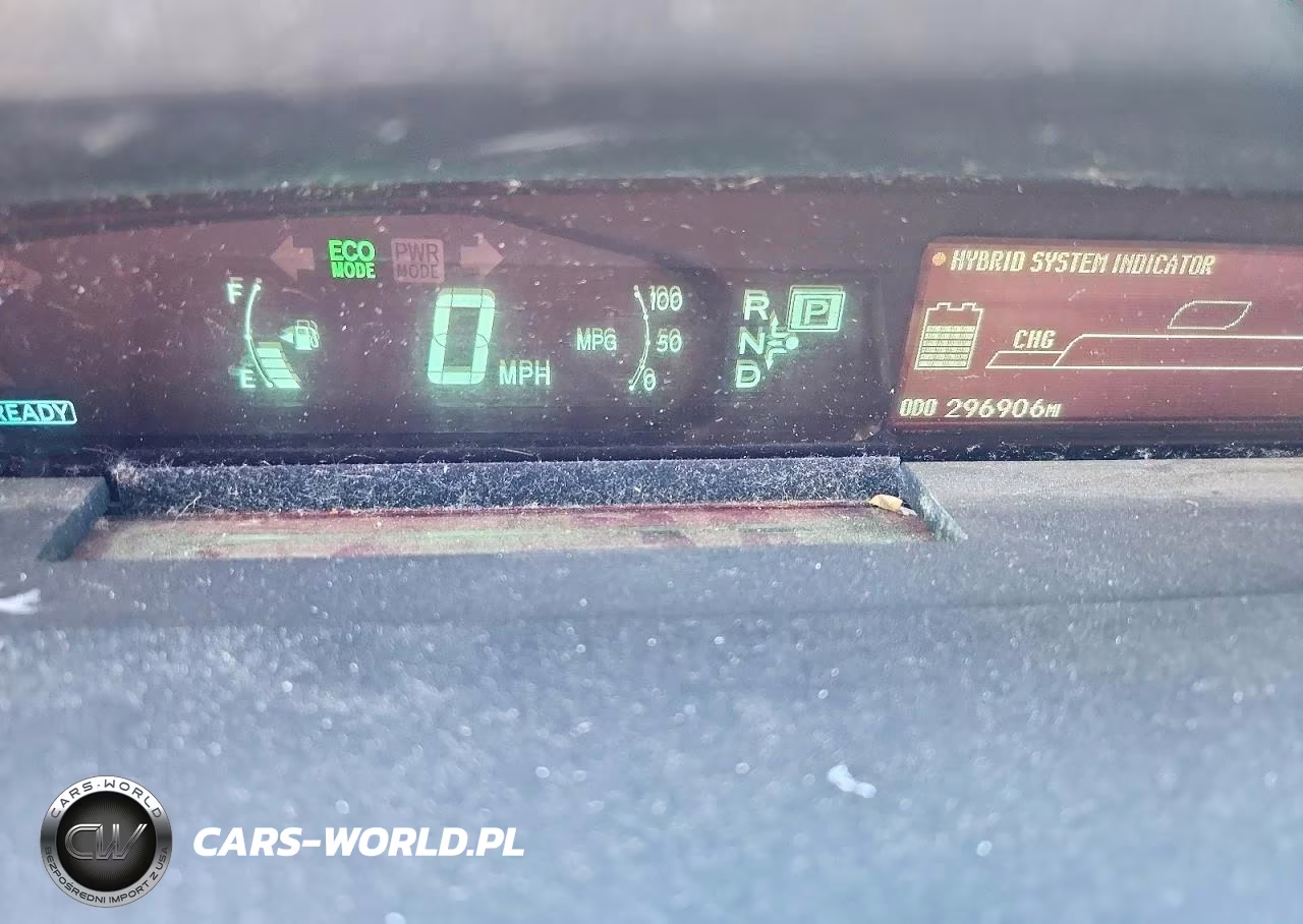 2011 Toyota Prius Two VIN:JTDKN3DU7B0292953 - 9