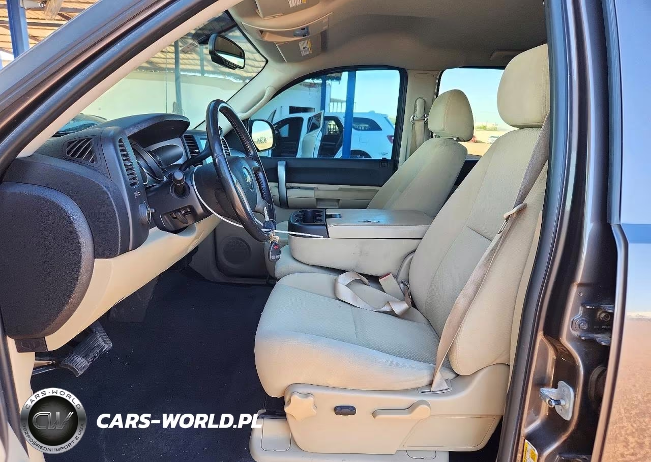 2008 Chevrolet Silverado C1500 VIN:2GCEC13C881265063 - 7