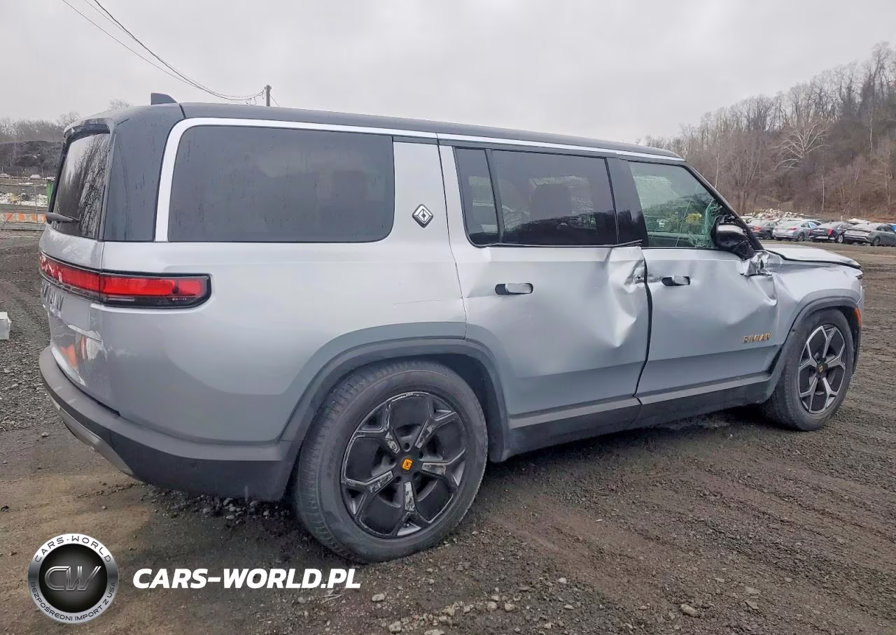 2023 Rivian R1S Adventure VIN:7PDSGABA2PN006517 - 3