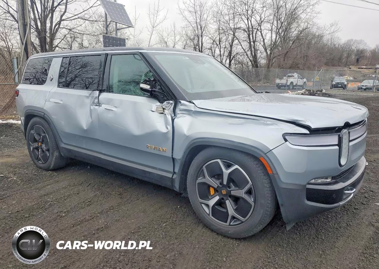 2023 Rivian R1S Adventure VIN:7PDSGABA2PN006517 - 4