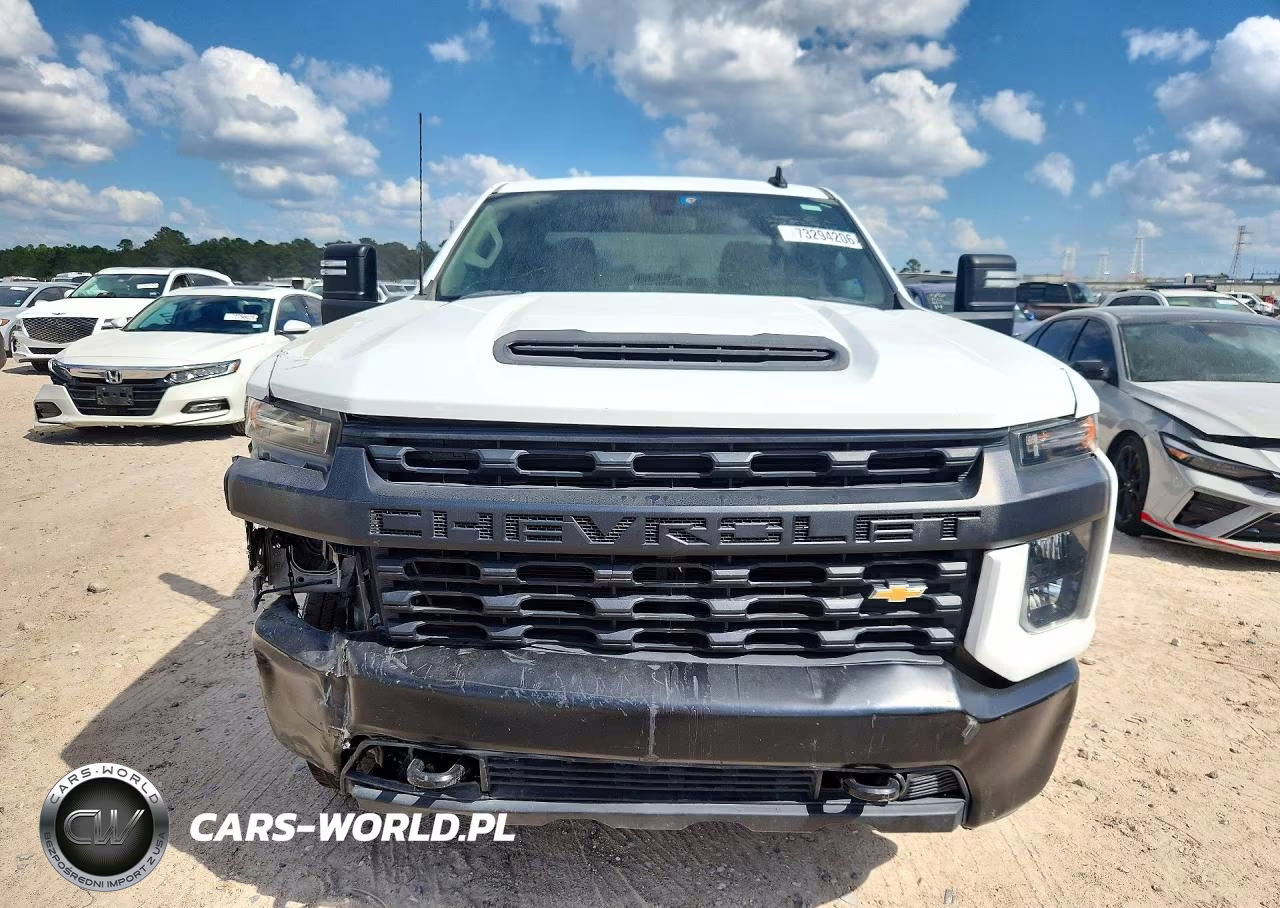 2020 Chevrolet Silverado C2500 Heavy Duty VIN:1GC2WLE73LF286118 - 5