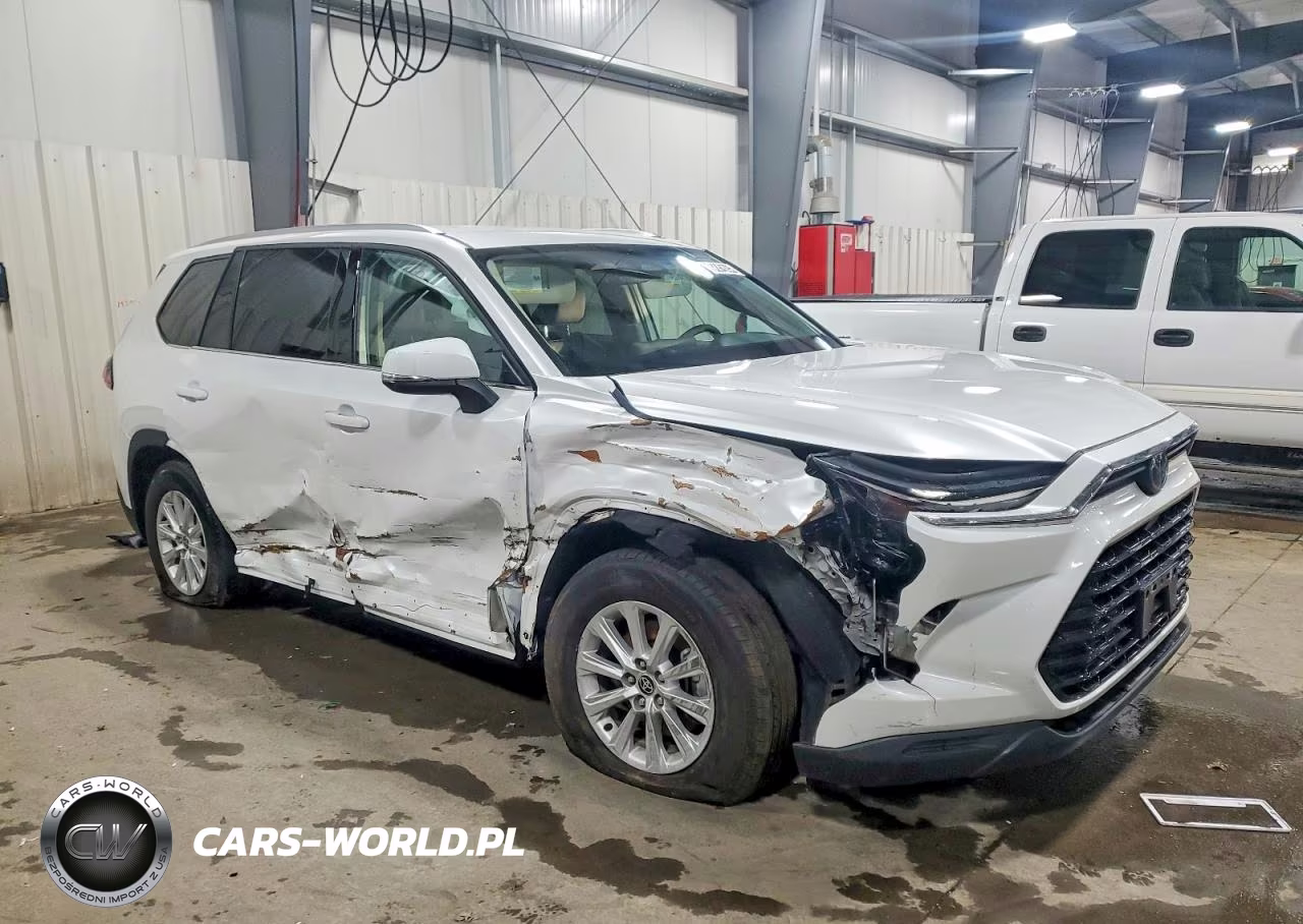 2024 Toyota Grand Highlander Xle VIN:5TDAAAB5XRS030293 - 4