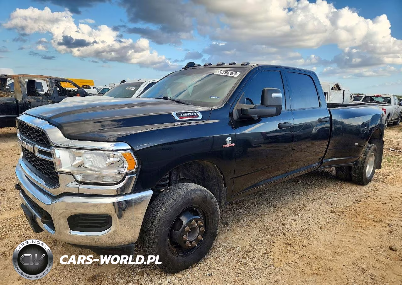 2024 Ram 3500 Tradesman 4X4 8' Box VIN:3C63RRGLXRG122646 - 1