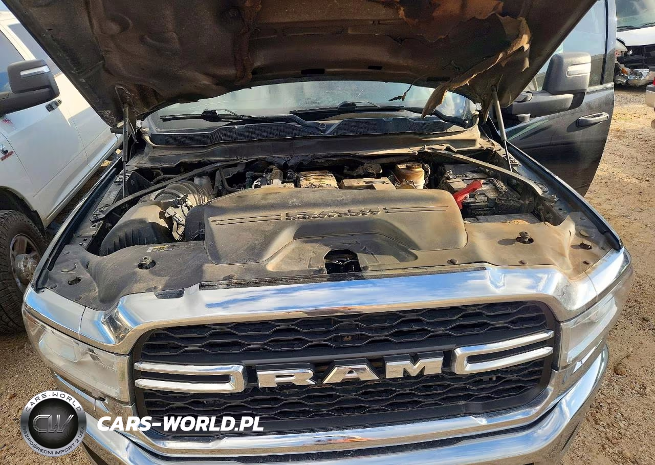 2024 Ram 3500 Tradesman 4X4 8' Box VIN:3C63RRGLXRG122646 - 11