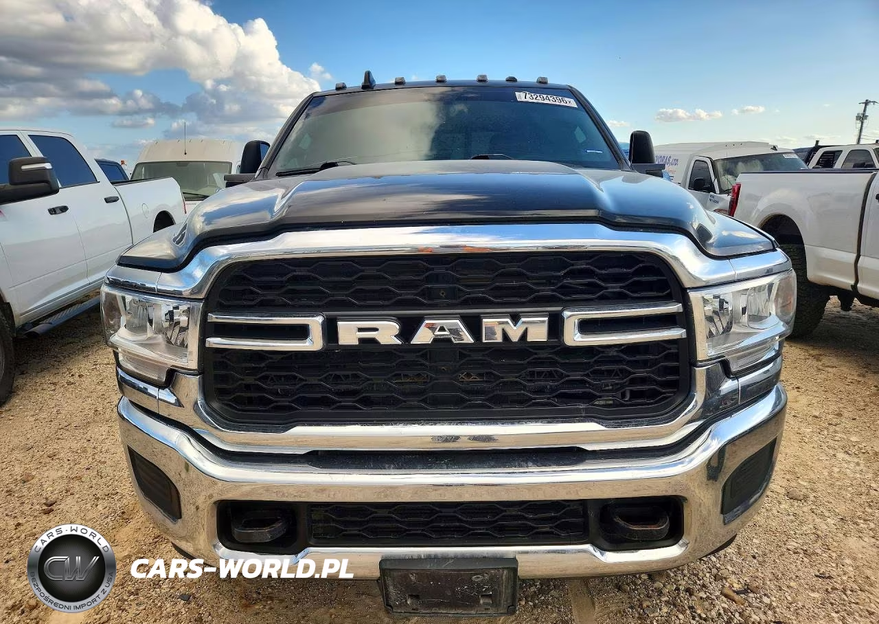 2024 Ram 3500 Tradesman 4X4 8' Box VIN:3C63RRGLXRG122646 - 5