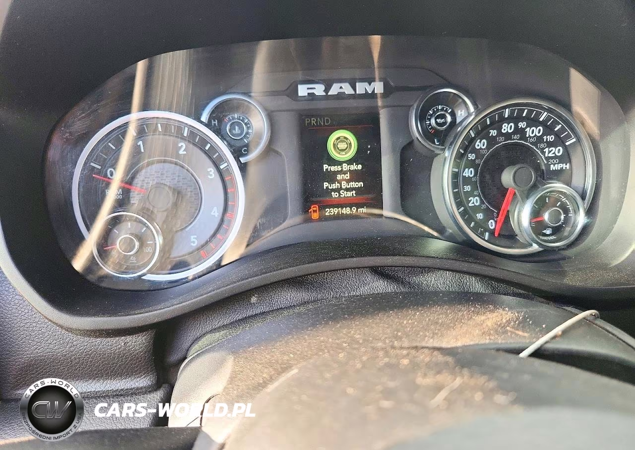 2024 Ram 3500 Tradesman 4X4 8' Box VIN:3C63RRGLXRG122646 - 9