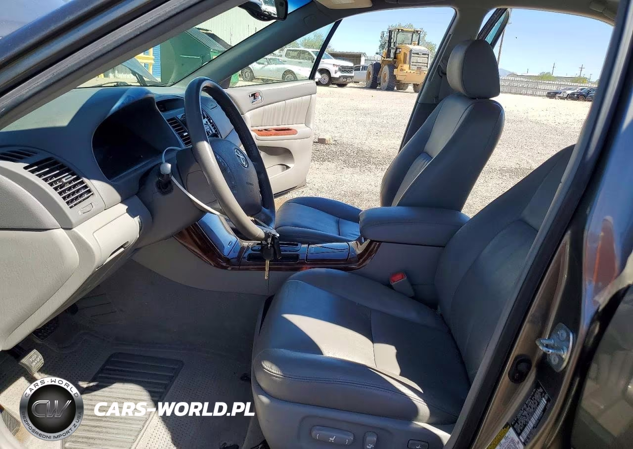 2005 Toyota Camry Xle VIN:4T1BE30K75U512220 - 7