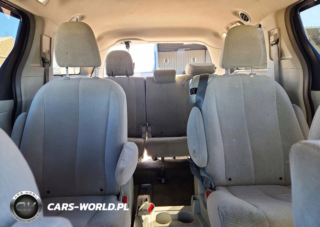 2012 Toyota Sienna Le VIN:5TDKK3DC9CS214320 - 10