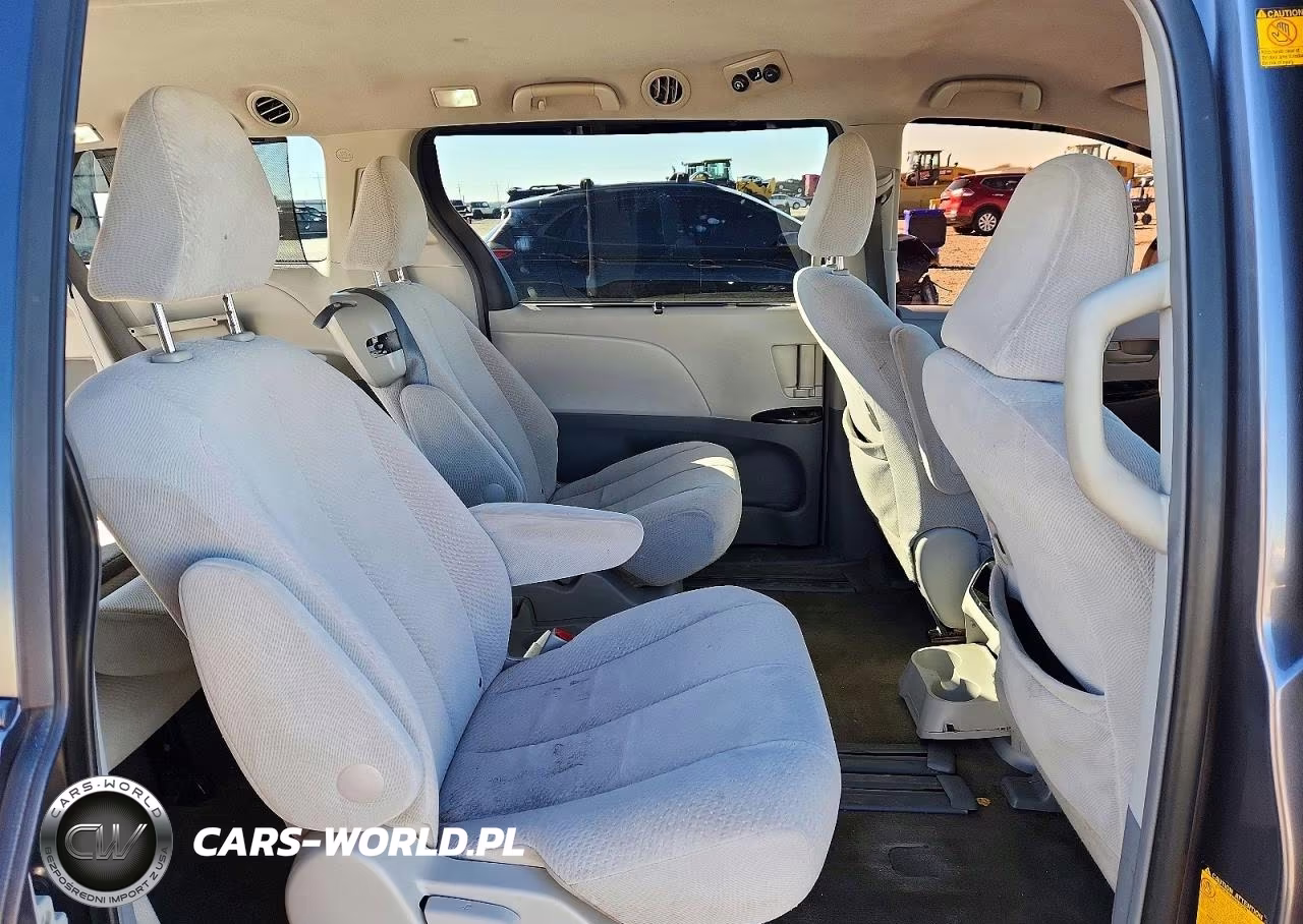 2012 Toyota Sienna Le VIN:5TDKK3DC9CS214320 - 11