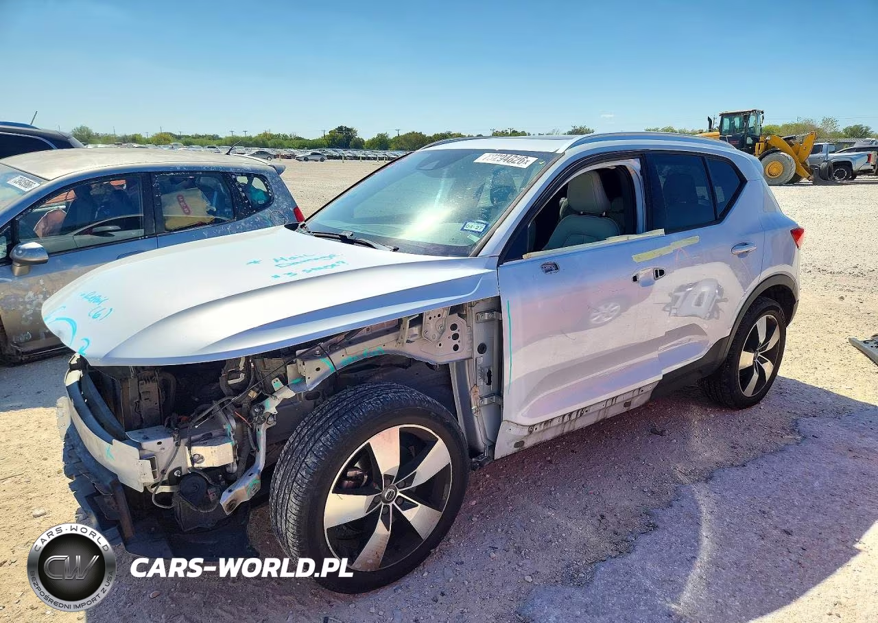 2020 Volvo Xc40 T5 Momentum VIN:YV4162UK8L2287538 - 1
