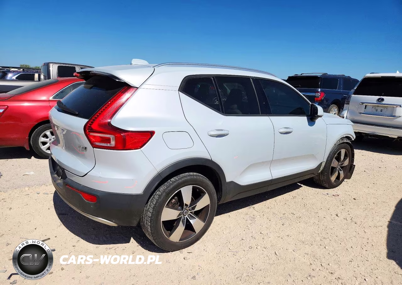 2020 Volvo Xc40 T5 Momentum VIN:YV4162UK8L2287538 - 3