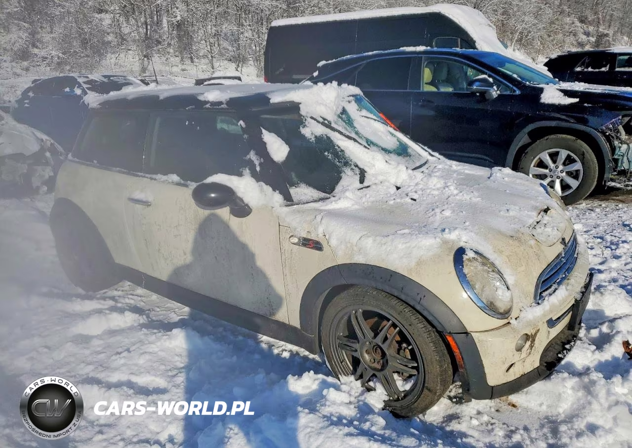 2005 Mini Cooper S VIN:WMWRE33505TG96737 - 4