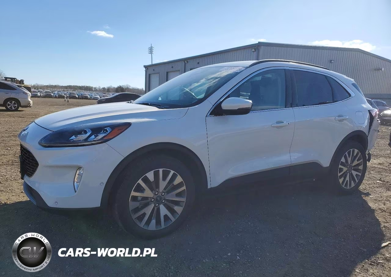 2020 Ford Escape Titanium