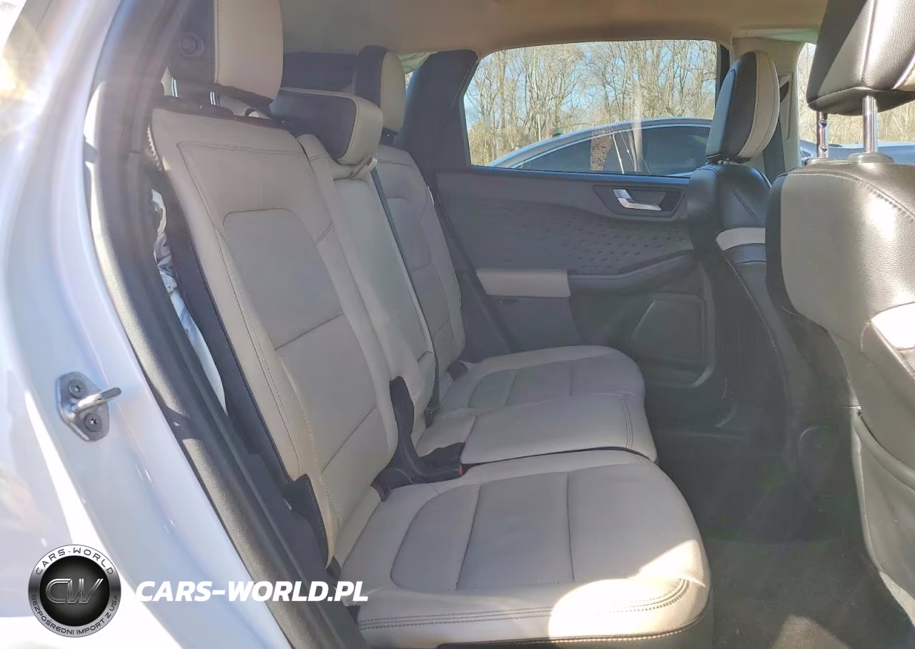 2020 Ford Escape Titanium VIN:1FMCU9J90LUB17413 - 11