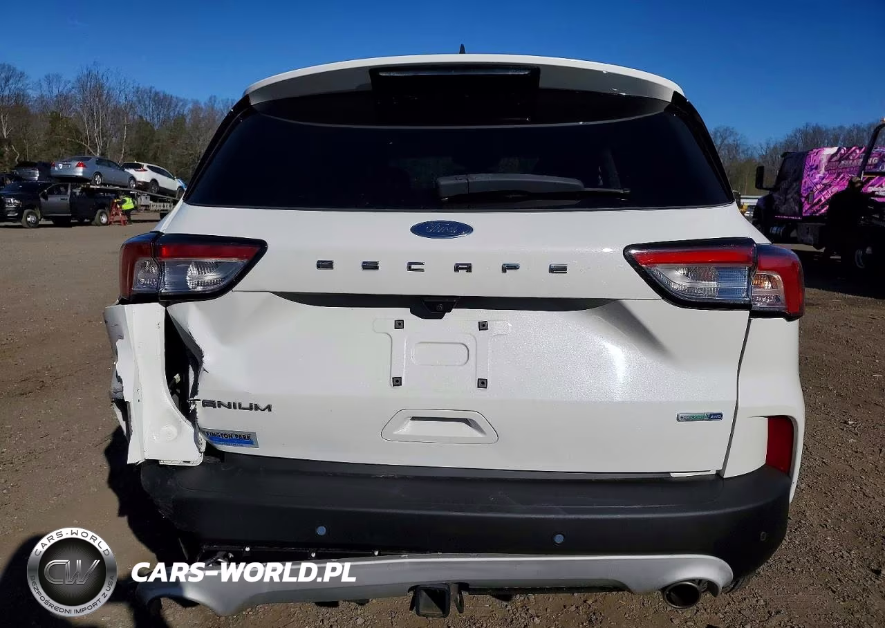 2020 Ford Escape Titanium VIN:1FMCU9J90LUB17413 - 6
