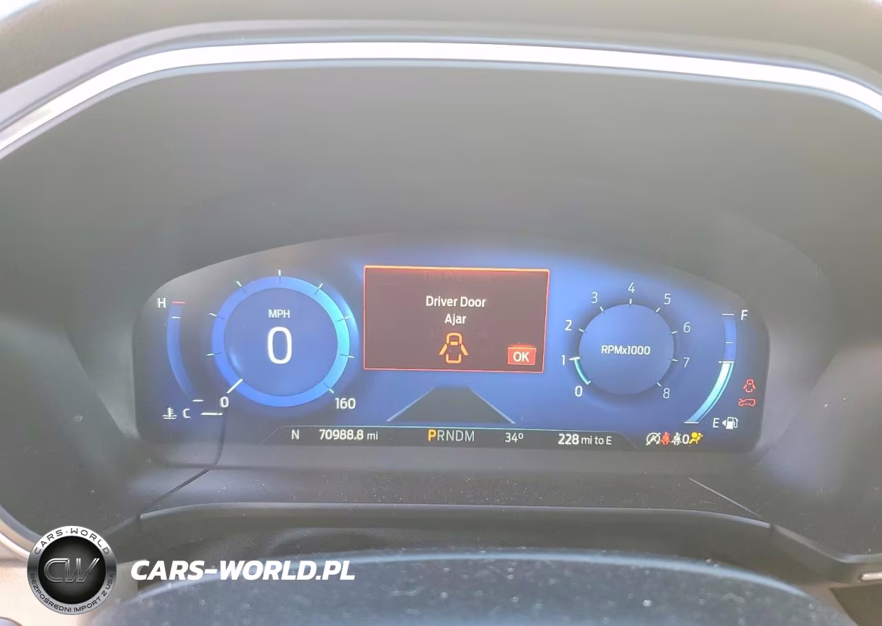 2020 Ford Escape Titanium VIN:1FMCU9J90LUB17413 - 9