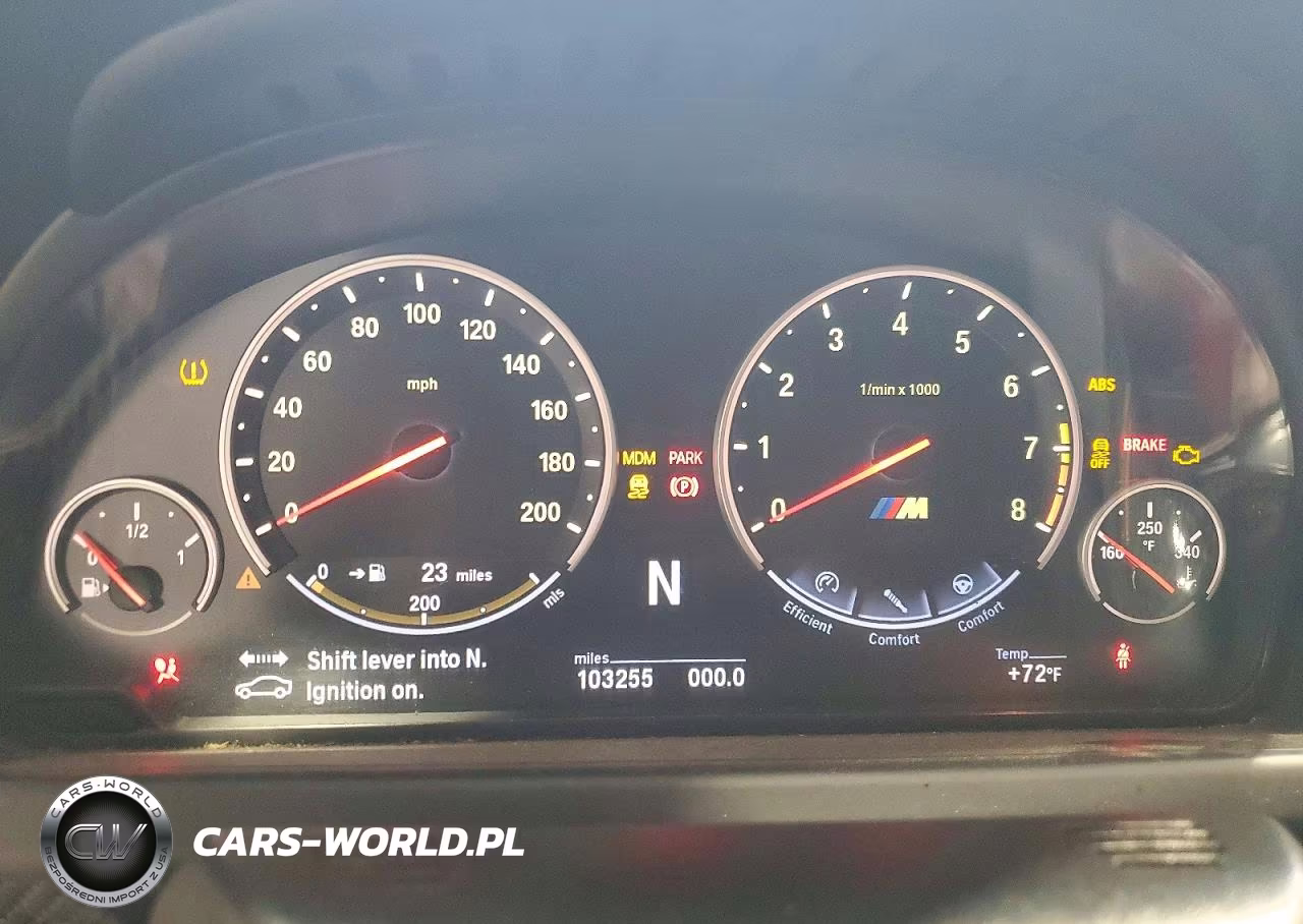 2013 BMW M6 VIN:WBSLZ9C52DC985798 - 9