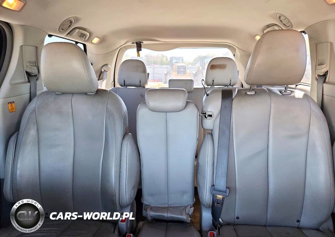 2013 Toyota Sienna Xle 8-Passenger VIN:5TDYK3DC7DS351560 - 10