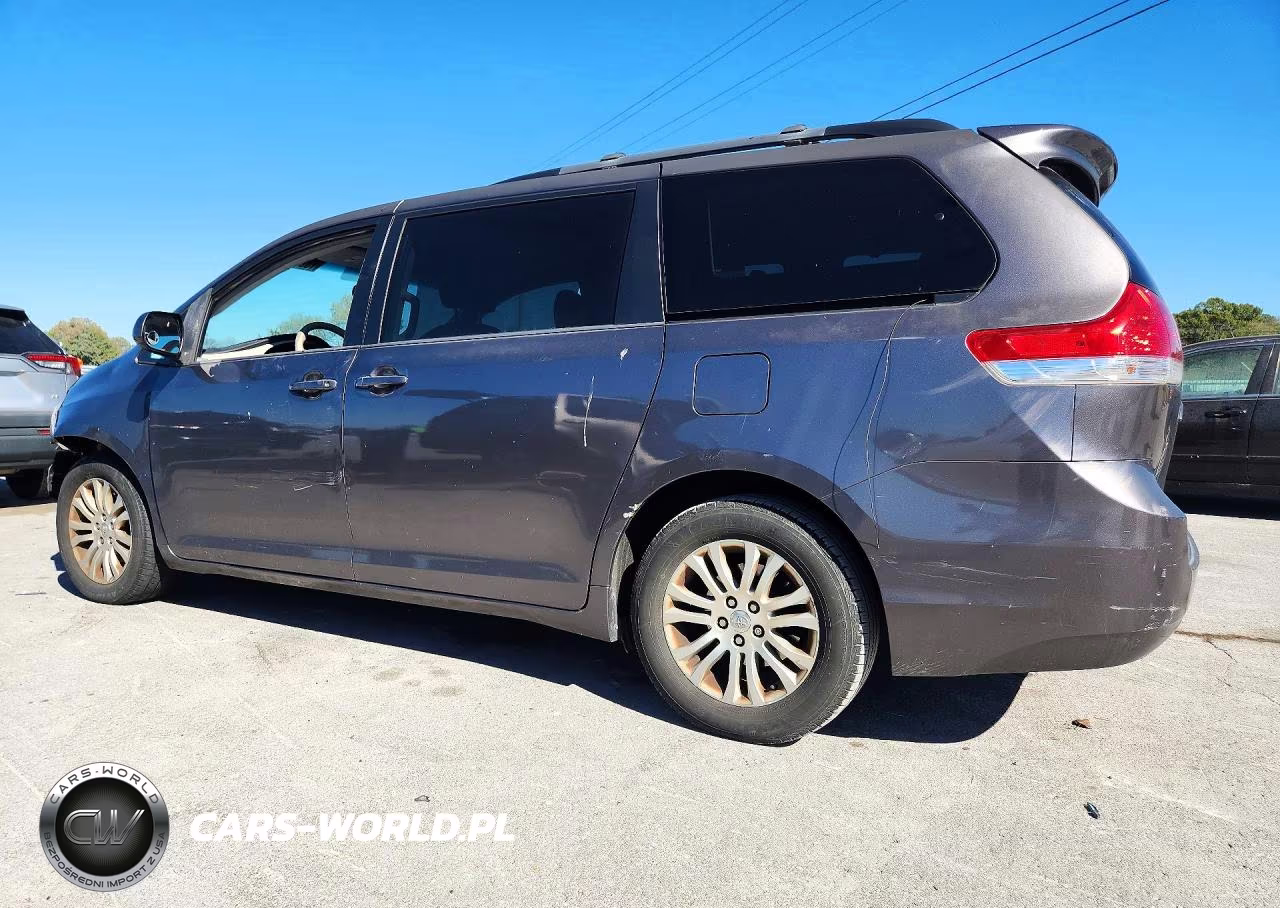 2013 Toyota Sienna Xle 8-Passenger VIN:5TDYK3DC7DS351560 - 2