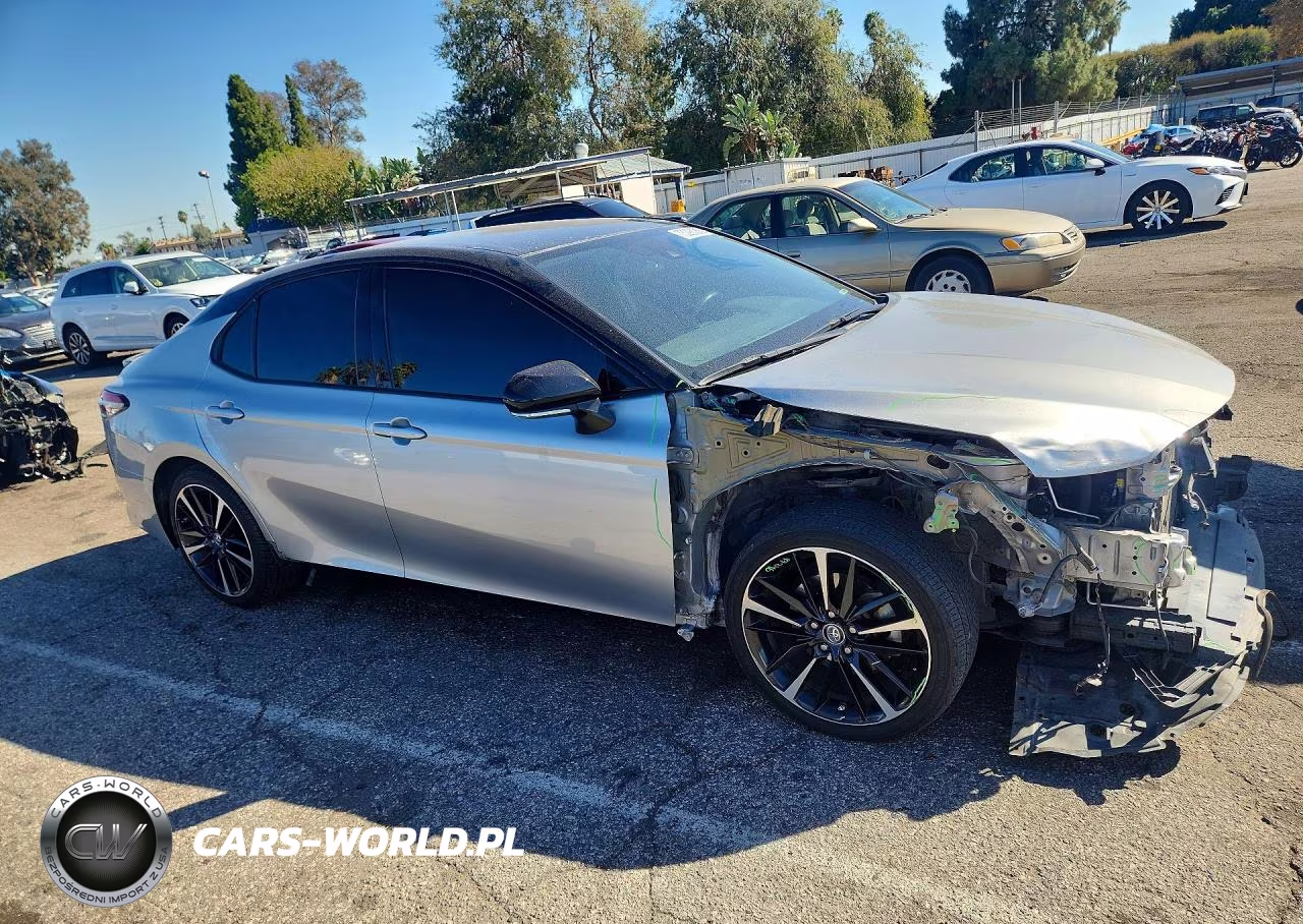 2019 Toyota Camry Xse VIN:4T1B61HK5KU255205 - 4