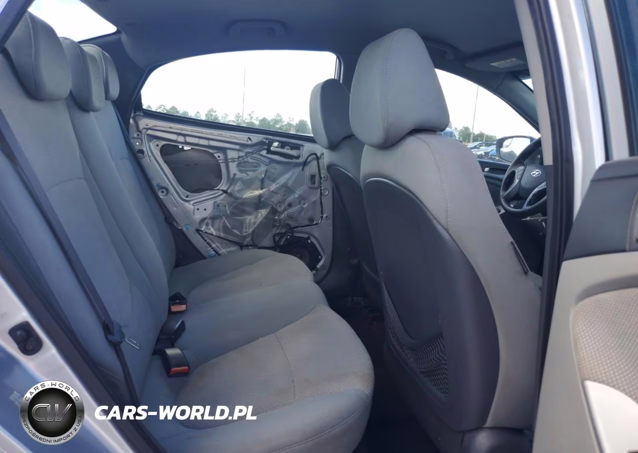 2014 Hyundai Accent Gls VIN:KMHCT4AE1EU589528 - 10