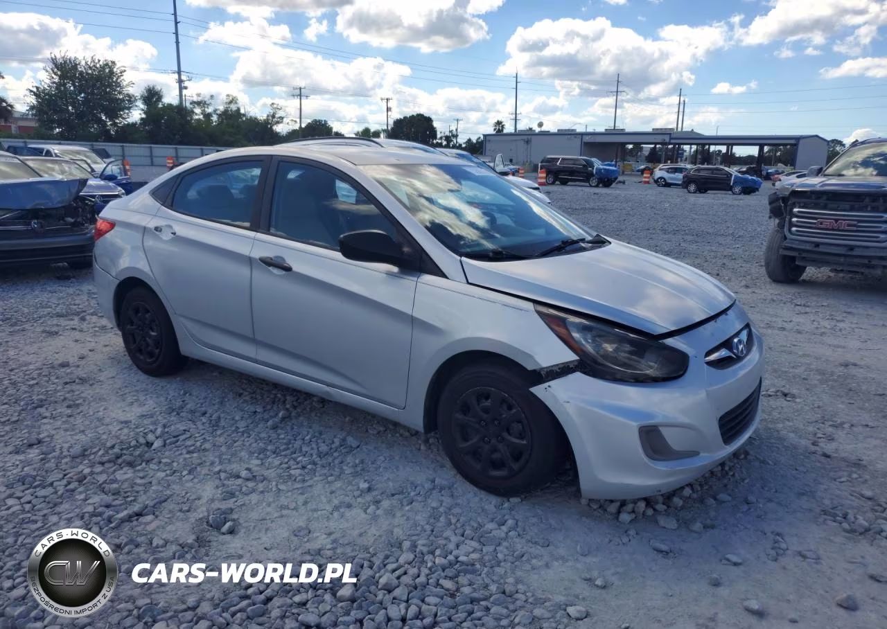 2014 Hyundai Accent Gls VIN:KMHCT4AE1EU589528 - 4