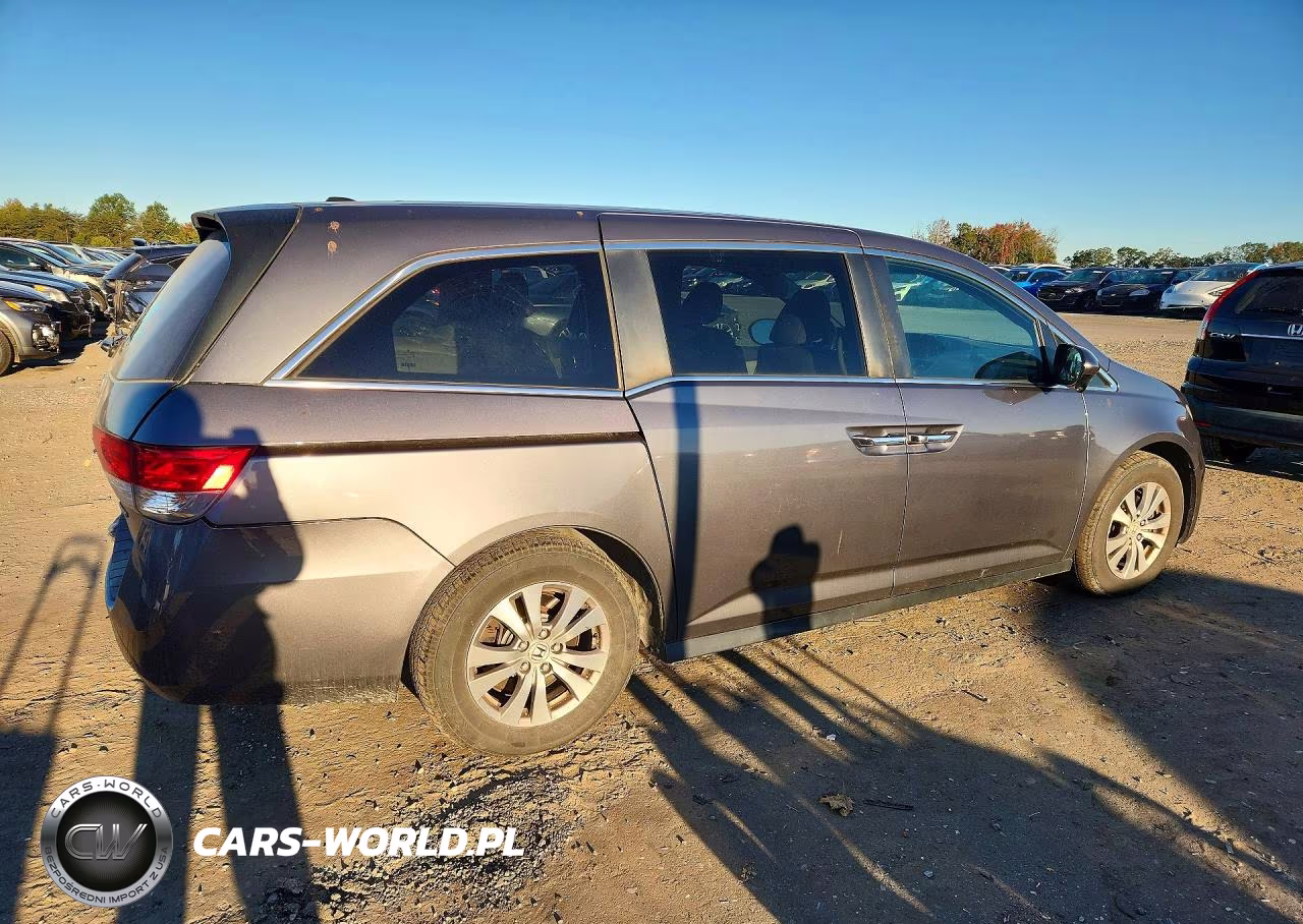 2016 Honda Odyssey Se VIN:5FNRL5H37GB163301 - 3