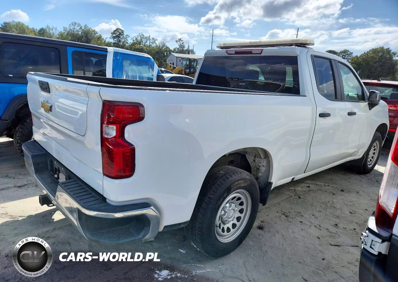 2023 Chevrolet Silverado C1500 VIN:1GCRAAEK4PZ278135 - 3