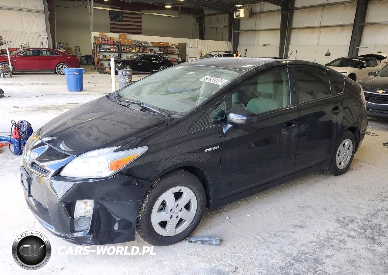 2011 Toyota Prius Two – zdjęcie 1 z 12