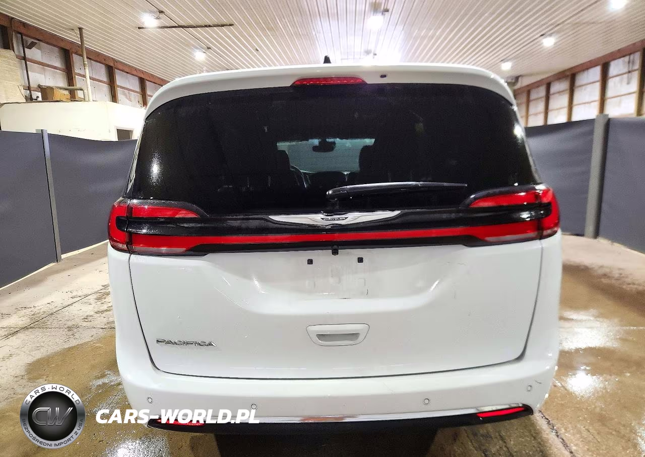 2026 Chrysler Pacifica Select VIN:2C4RC1BG2TR281873 - 6