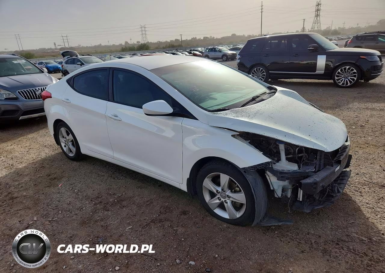 2013 Hyundai Elantra Gls VIN:5NPDH4AE6DH406773 - 4
