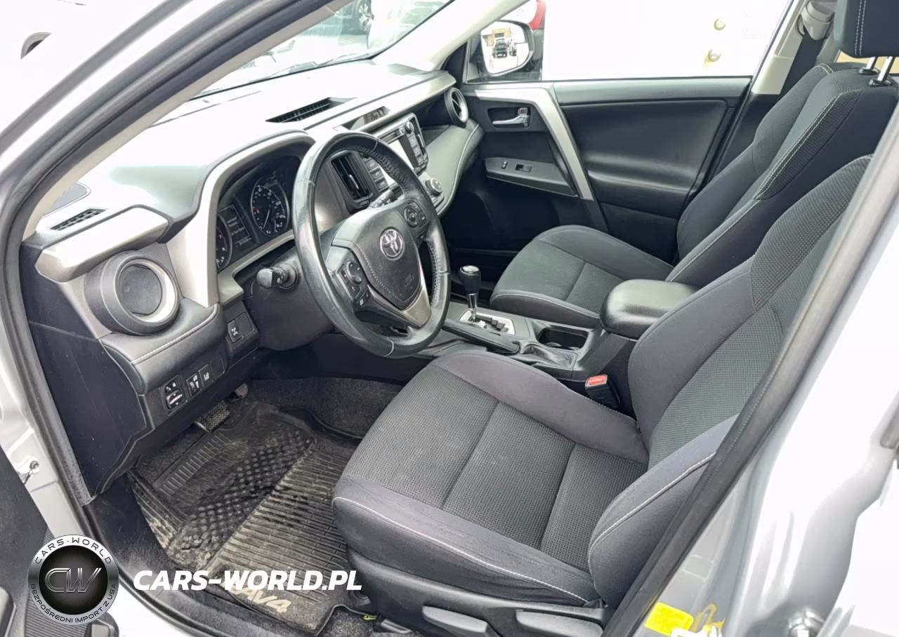 2017 Toyota Rav4 Xle VIN:2T3RFREVXHW580170 - 13