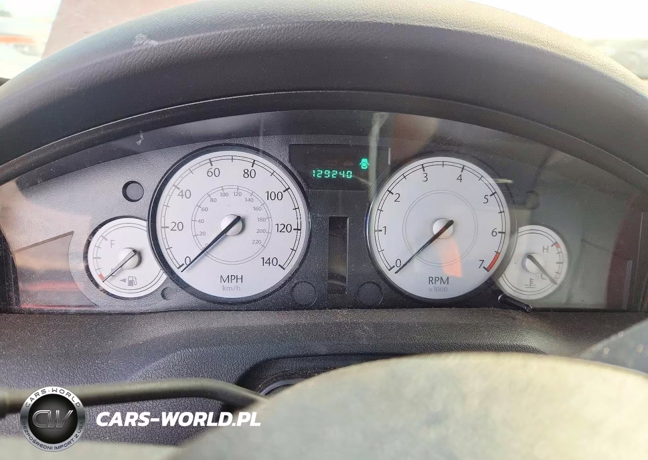 2007 Chrysler 300 Touring VIN:2C3KA53G47H795172 - 9