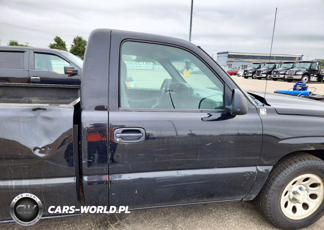 2006 Chevrolet Silverado C1500 VIN:3GCEC14X26G272077 - 10