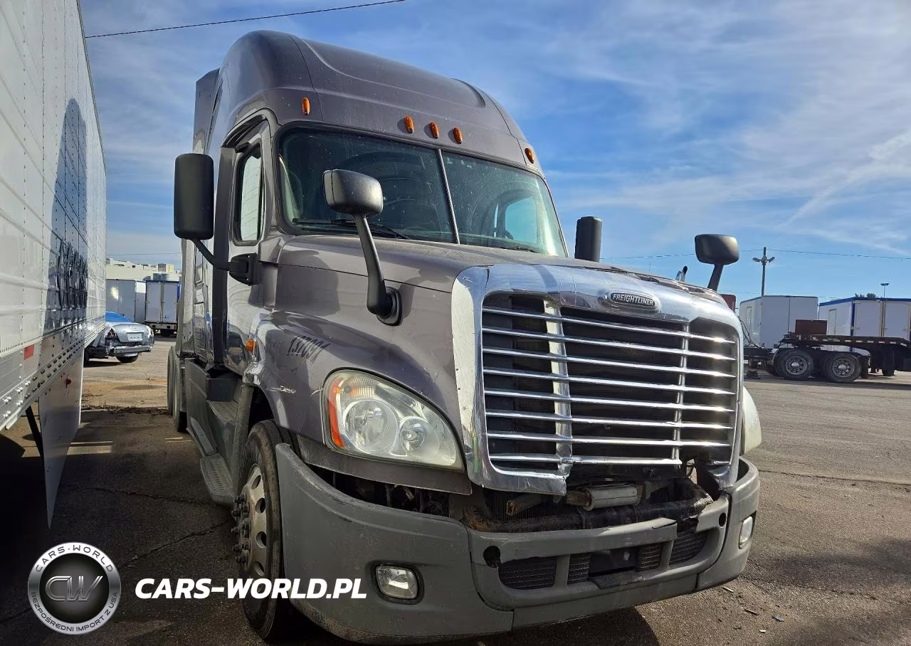 2014 Freightliner Cascadia Semi Truck VIN:3AKJGLD59ESFV7258 - 4