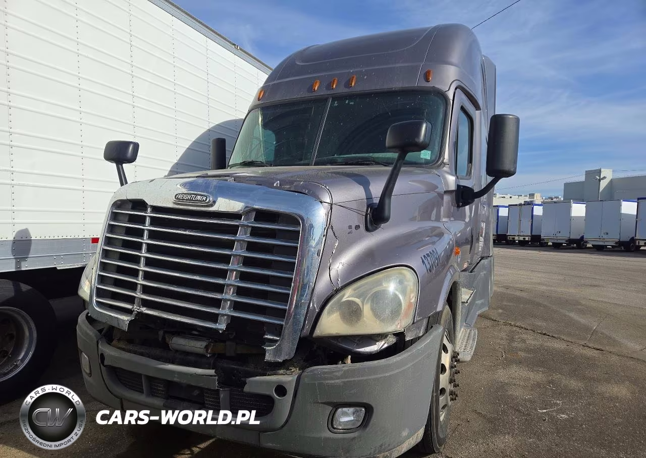 2014 Freightliner Cascadia Semi Truck VIN:3AKJGLD59ESFV7258 - 5