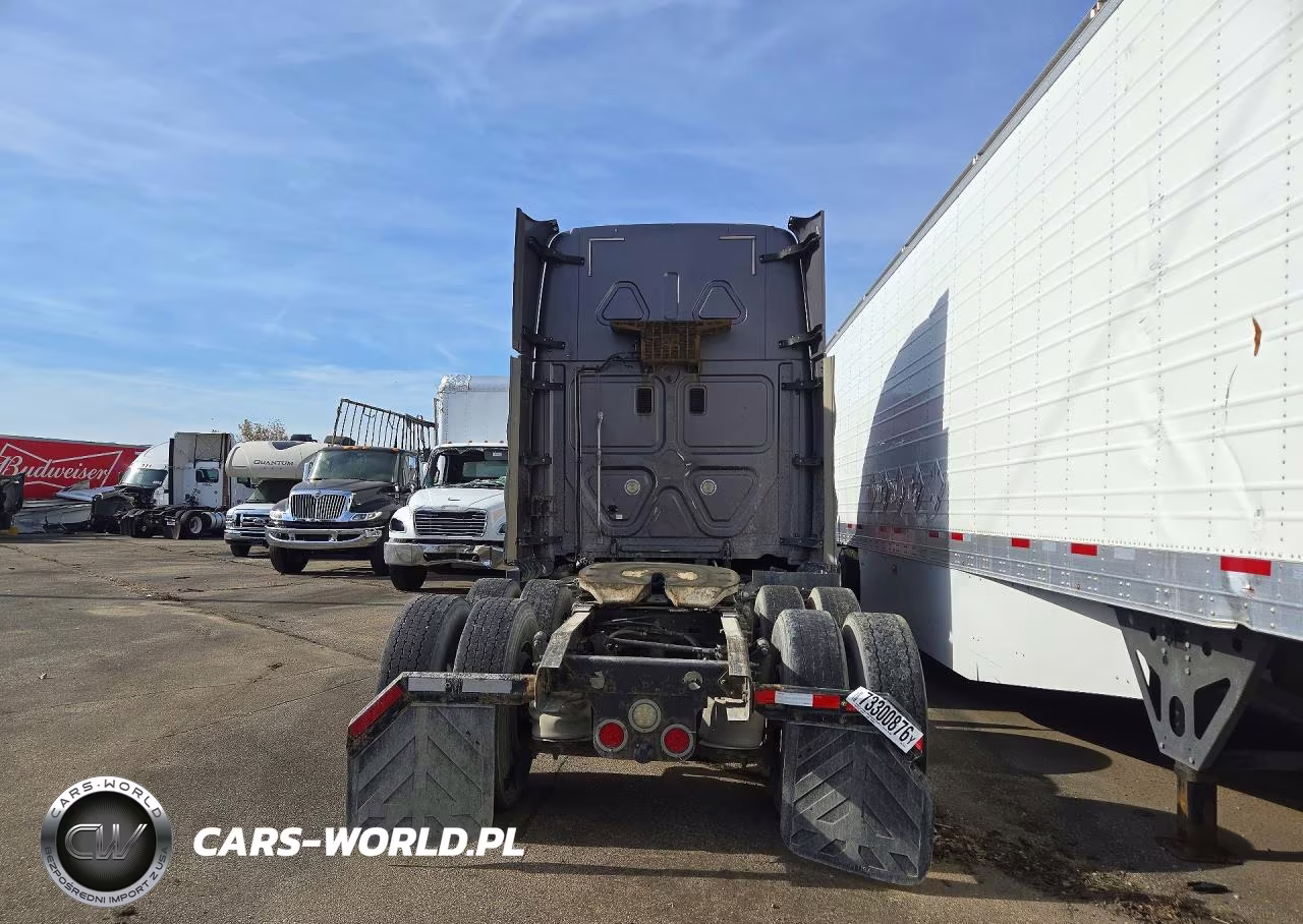 2014 Freightliner Cascadia Semi Truck VIN:3AKJGLD59ESFV7258 - 6