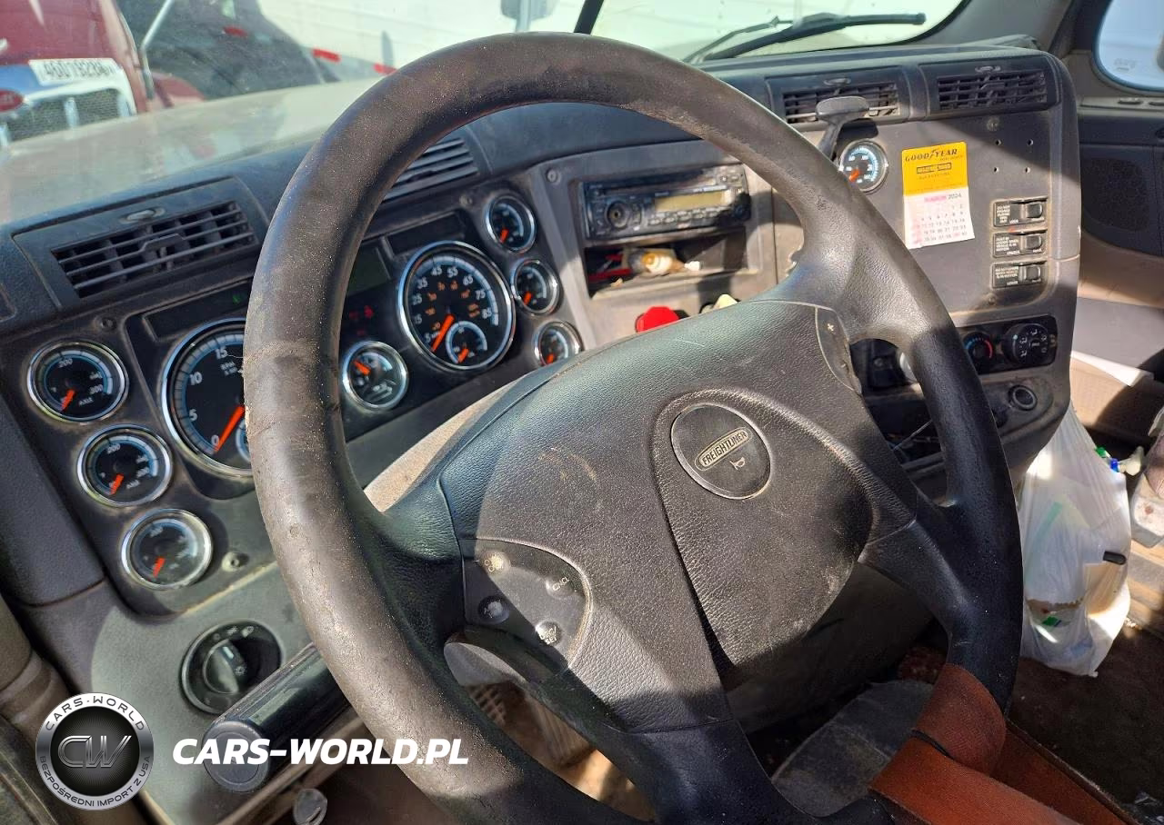 2014 Freightliner Cascadia Semi Truck VIN:3AKJGLD59ESFV7258 - 8