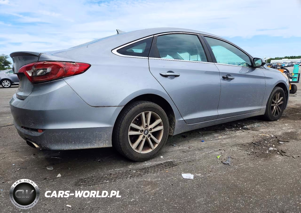 2015 Hyundai Sonata Se VIN:5NPE24AF1FH129449 - 3