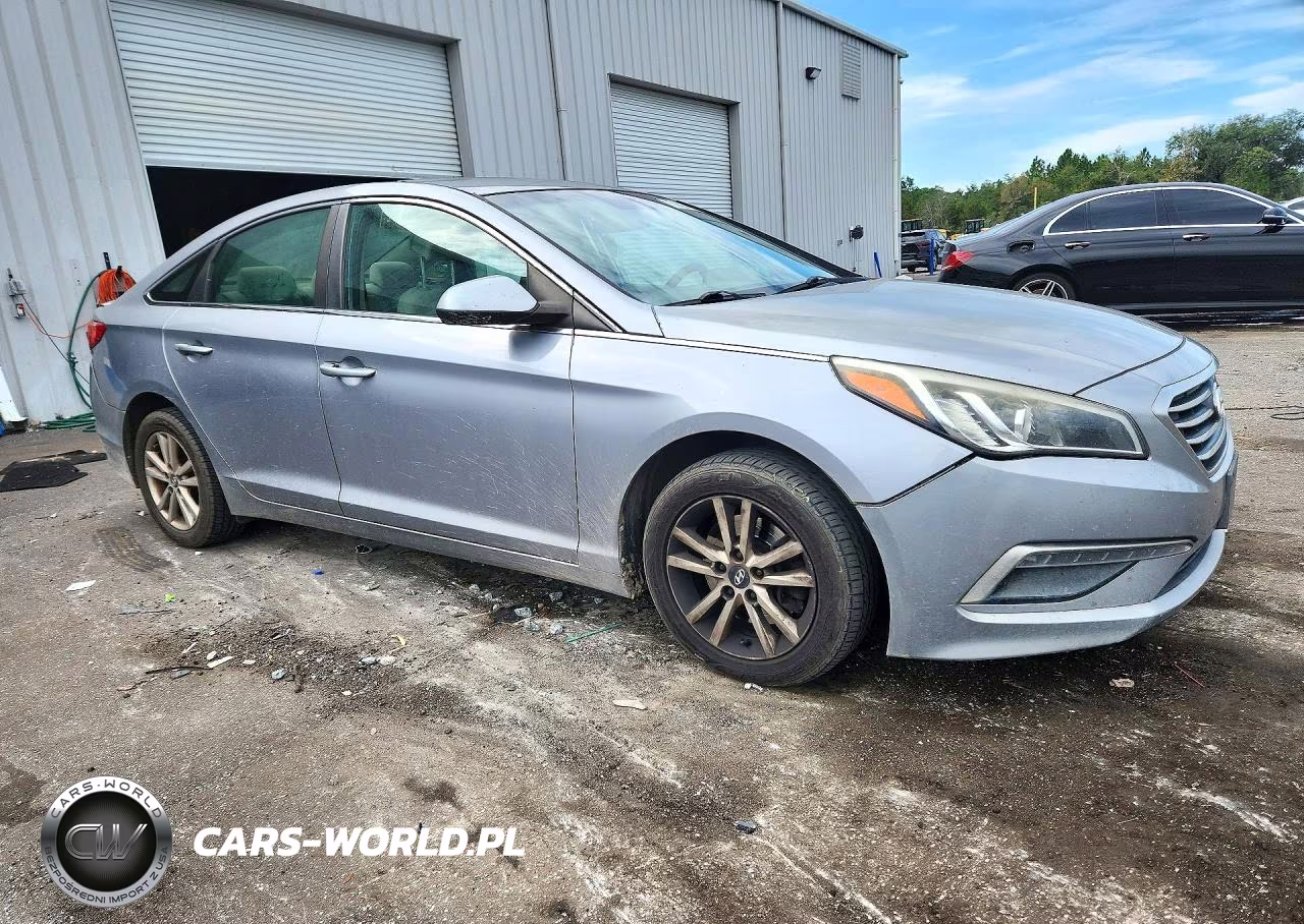 2015 Hyundai Sonata Se VIN:5NPE24AF1FH129449 - 4