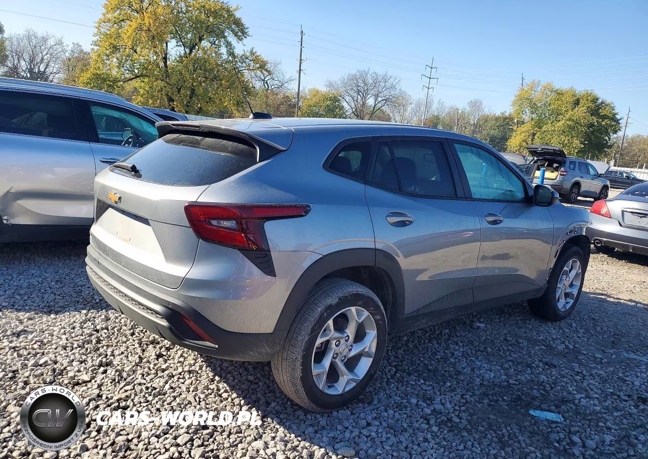 2024 Chevrolet Trax Ls VIN:KL77LFE20RC232092 - 3