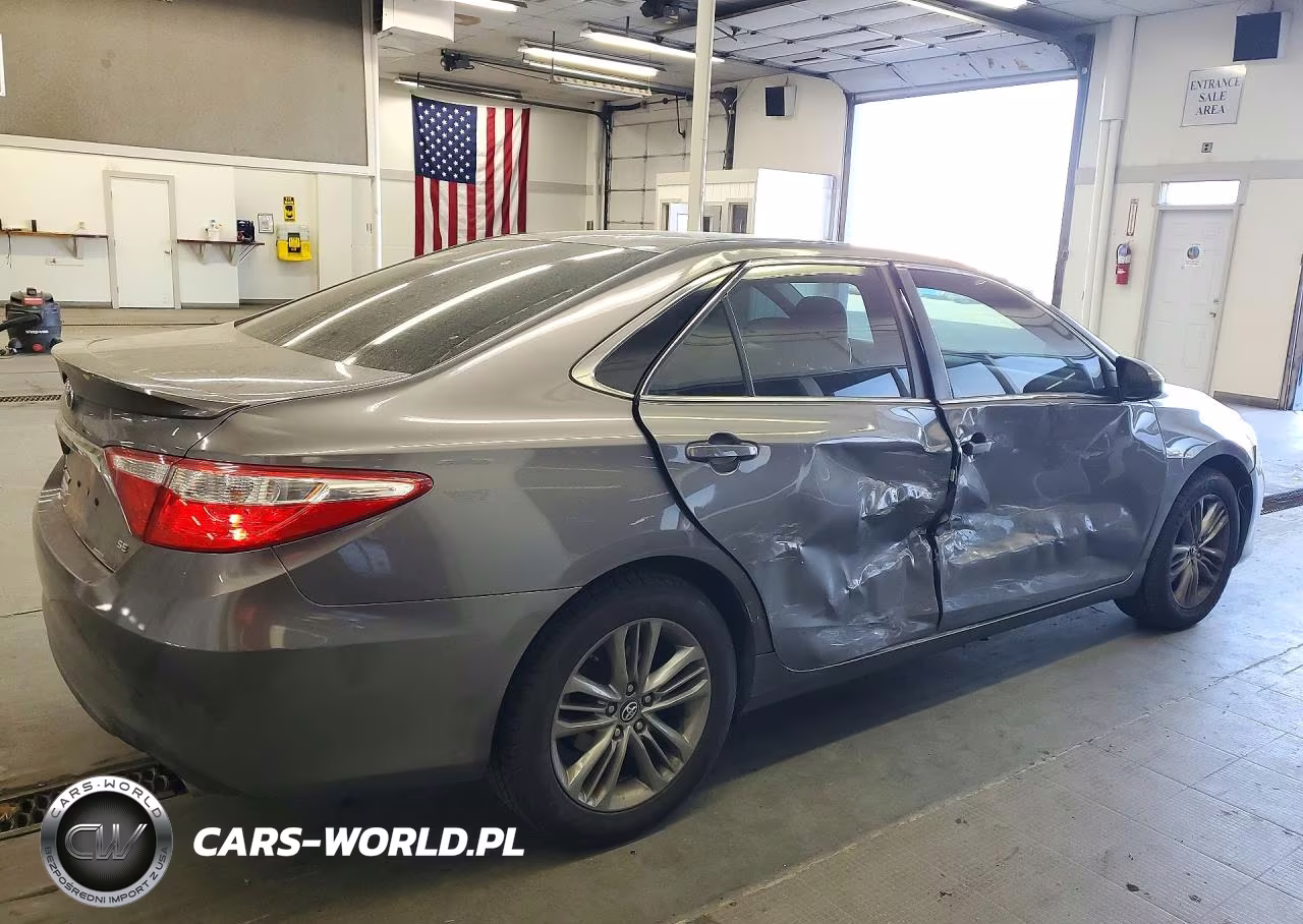 2017 Toyota Camry Se VIN:4T1BF1FK1HU328971 - 3