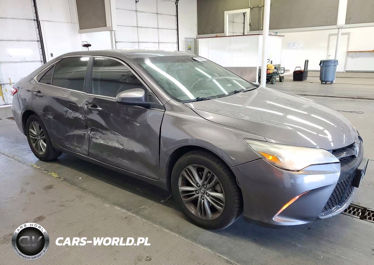 2017 Toyota Camry Se VIN:4T1BF1FK1HU328971 - 4
