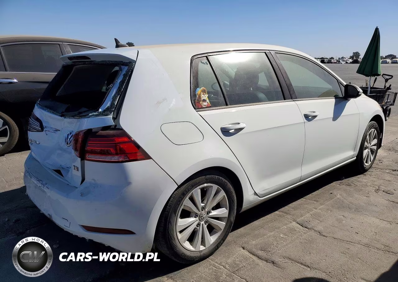 2018 Volkswagen Golf S VIN:3VWG17AU9JM292944 - 3