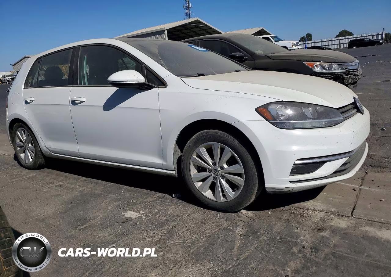 2018 Volkswagen Golf S VIN:3VWG17AU9JM292944 - 4
